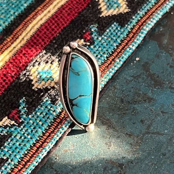 Vintage Native American Sterling Silver Turquoise Ring - Picture 1 of 11